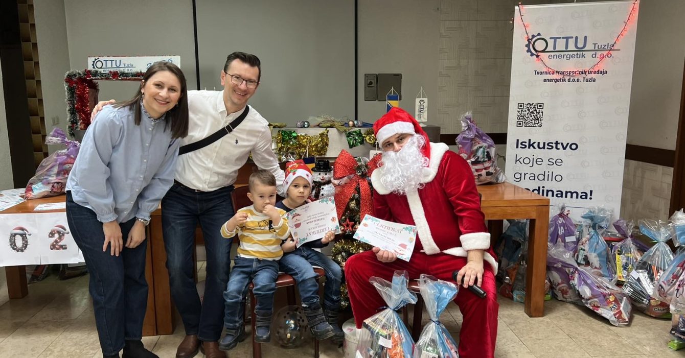 dodjela novogodišnjih paketića